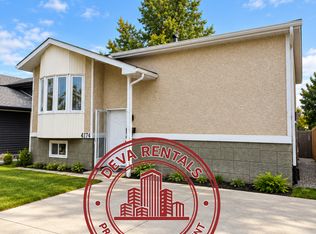 4174 28th Ave NW, Edmonton, AB T6L4W1