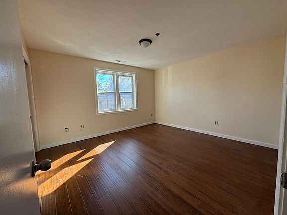 5th image of 15 Pulaski St APT B