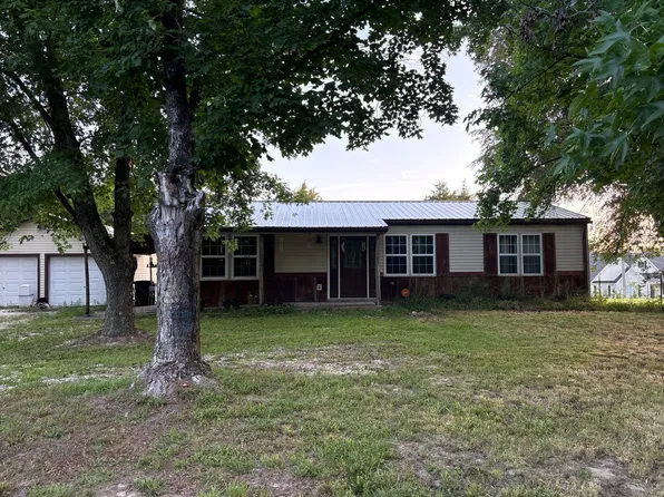 26721 State Highway U, Warrenton, MO 63383