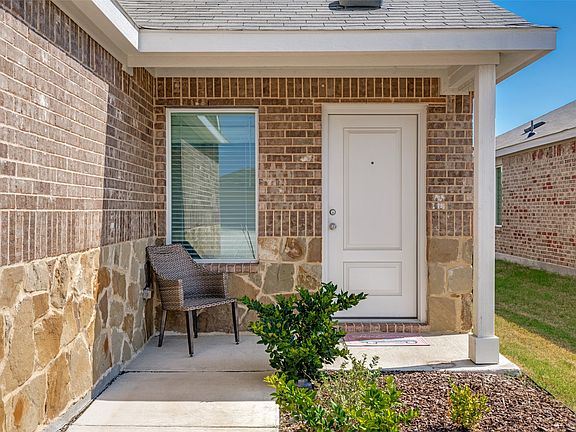 2nd image of 1352 Wedgeleaf Ln