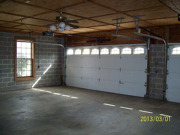 Three Car Garage