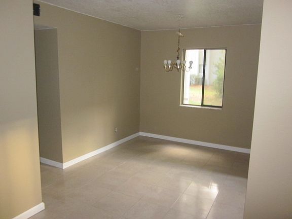 3rd image of 105-A Springwood Cir
