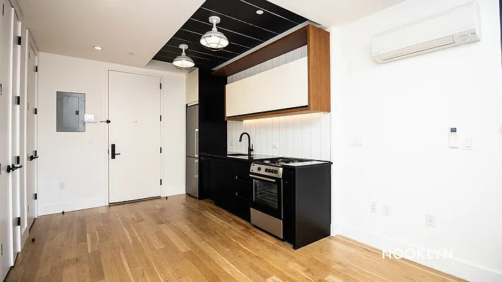 Rented by Nooklyn NYC LLC | media 66