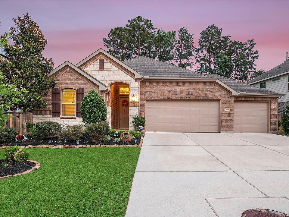 1st image of 169 Bluebell Woods Way
