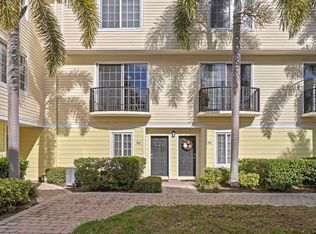 9817 Meadow Field Cir #9817, Tampa, FL 33626