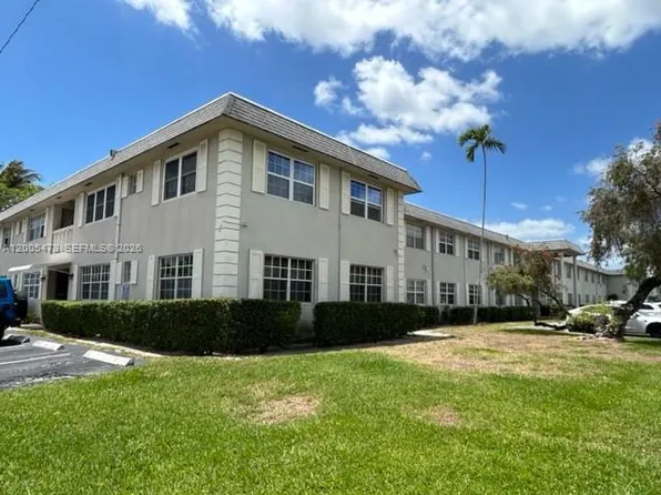 1520 McKinley St APT 206E, Hollywood, FL 33020