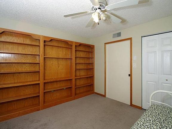 4th image of 2666 Sabal Springs Cir APT 201