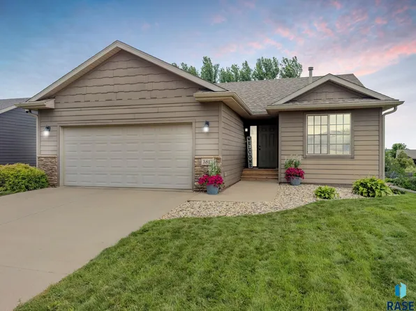 5817 W Bream Ct, Sioux Falls, SD 57107
