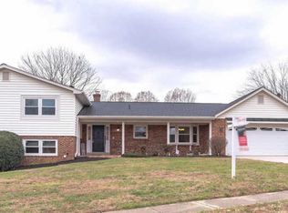 1420 Claves Ct, Vienna, VA 22182