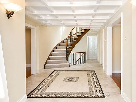 3rd image of 5 Vanwood Rd