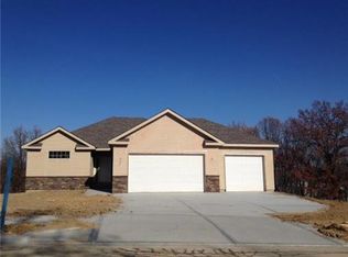 3312 NW 50th St, Riverside, MO 64150