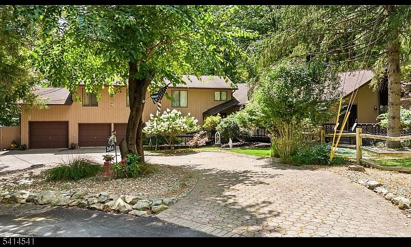 1st image of 56A Sleepy Hollow Rd