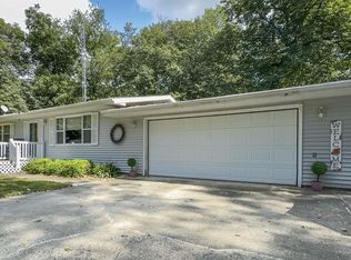1787 Walnut Dr, Geneva, IA 50633