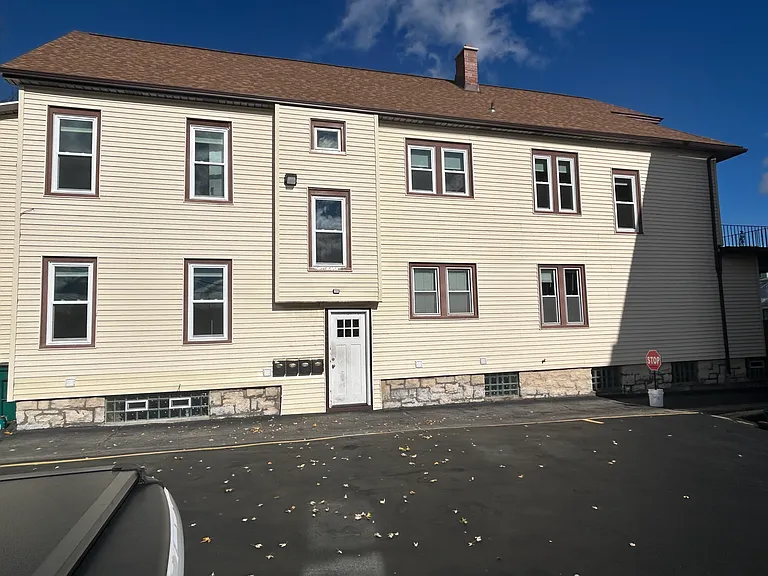 278 Colvin Ave #4 — Photo 3