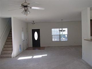 2nd image of 2074 Elmwood Dr