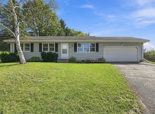2750 Sunset Ct, Cross Plains, WI 53528