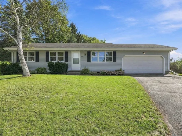 2750 Sunset Ct, Cross Plains, WI 53528