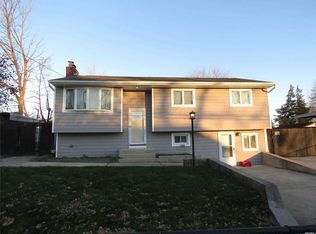 15 Holly Rd, Ronkonkoma, NY 11779