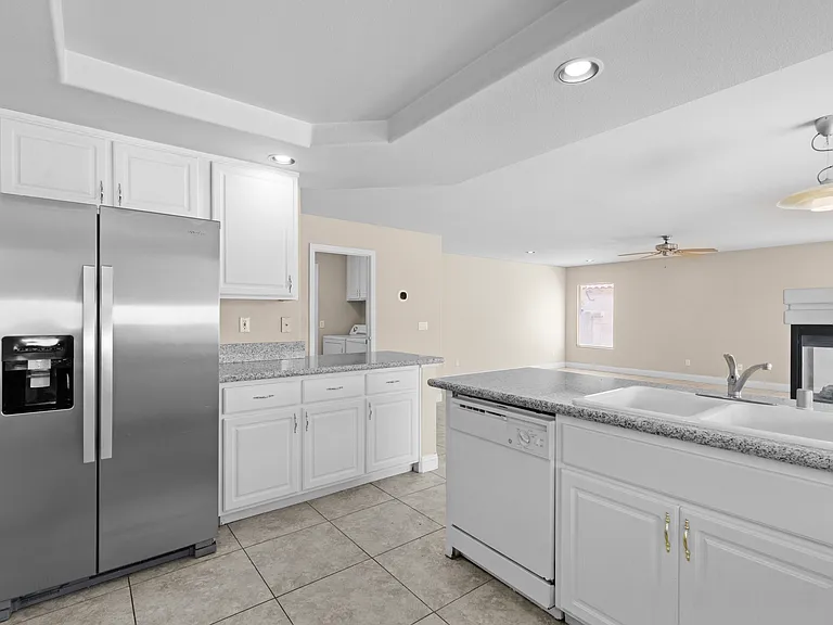 1006 Aspen Breeze Ave — Photo 12