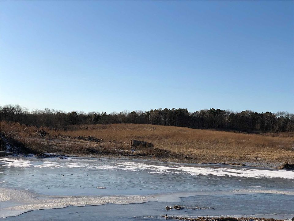 2nd image of 1 Lawrence Rd