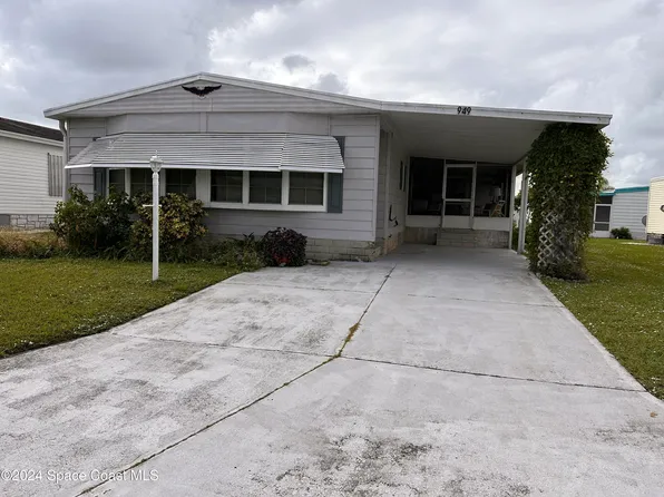 949 Frangi Pani Dr, Barefoot Bay, FL 32976