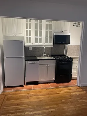 Rented by First Urban Management | media 2