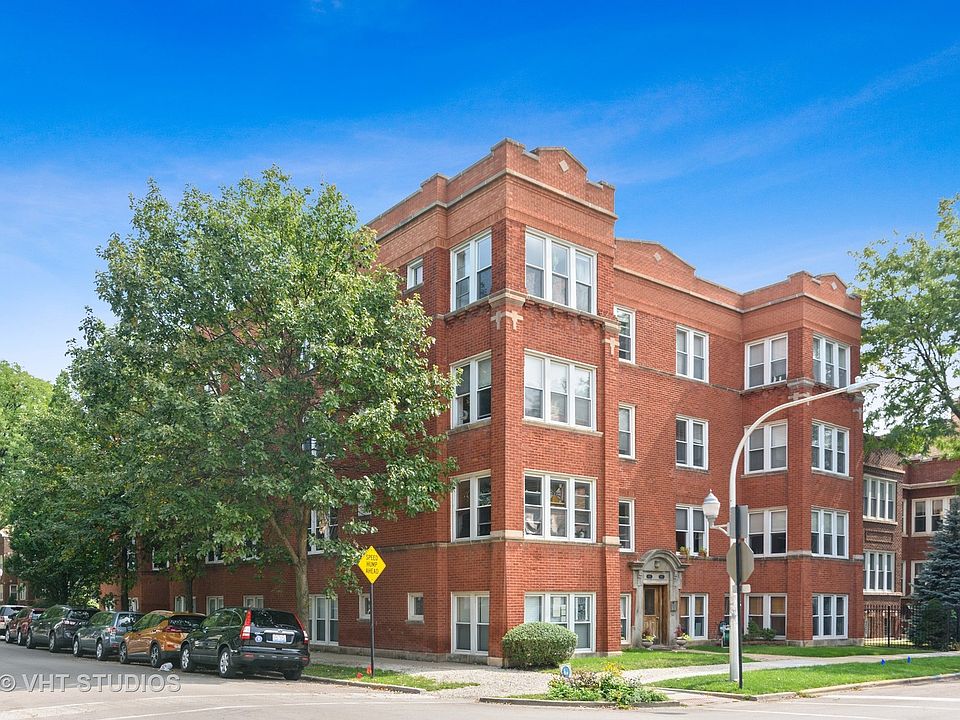 1st image of 2551 W Ainslie St APT 3