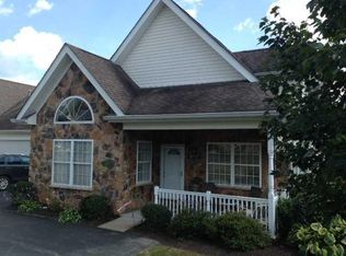 315 Saddlebrook Rd, Gibsonia, PA 15044