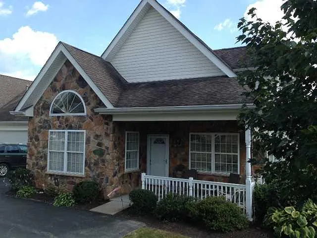 315 Saddlebrook Rd photo 1