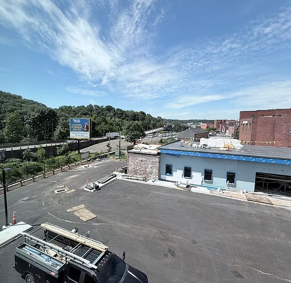 345 Main St #302 — Photo 8