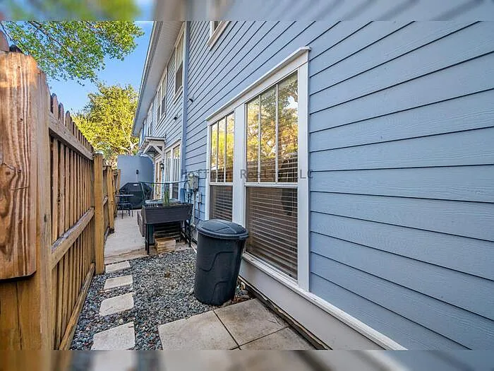 400 S Willow Ave #A — Photo 29