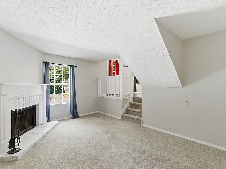 3143 Long Indian Creek Ct — Photo 5