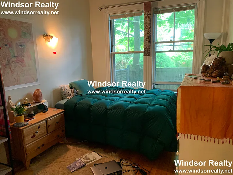 76 Oxford St #1 — Photo 17