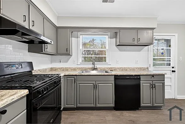 2637 Dalecrest Dr — Photo 6