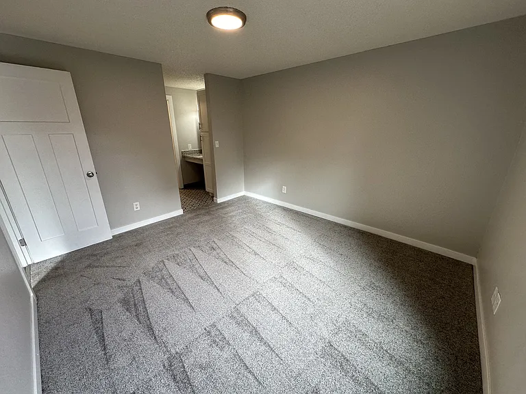 Greenfield Apartments — Photo 24
