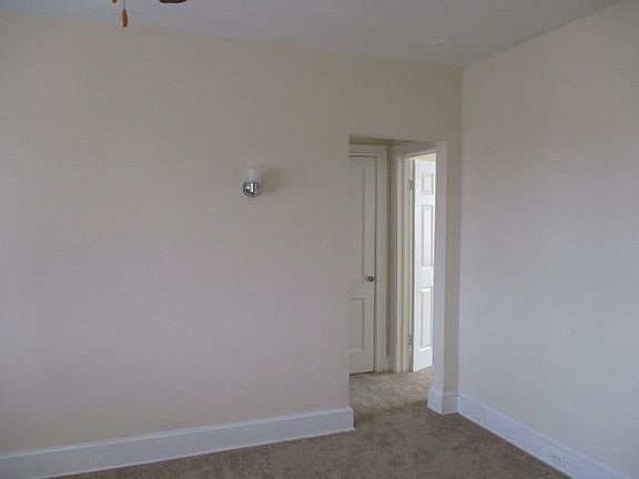 5th image of 111 Delaware Ave #I3
