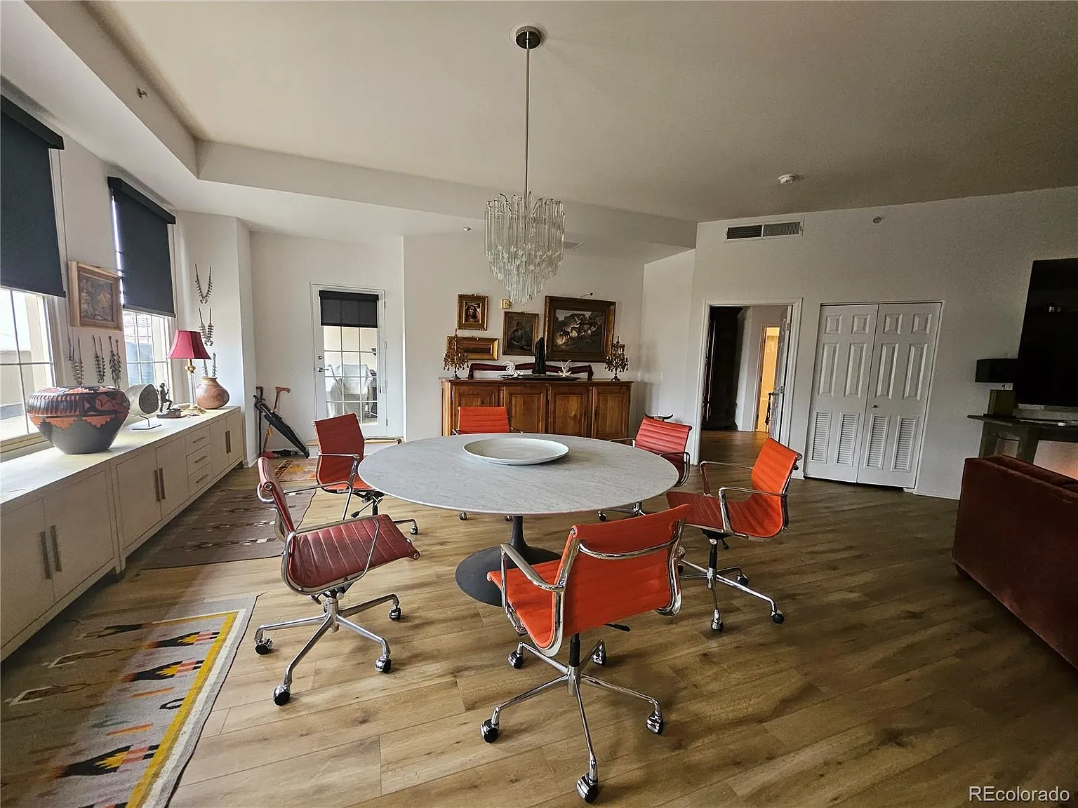 The Belvedere Tower Condominiums — Photo 2