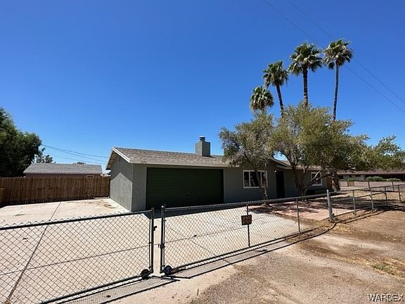 2nd image of 1570 E Cottonwood Lane