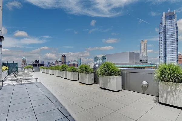 Rented by Corcoran | media 19