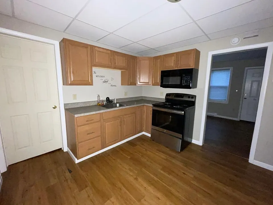 603 S Blakely St #1