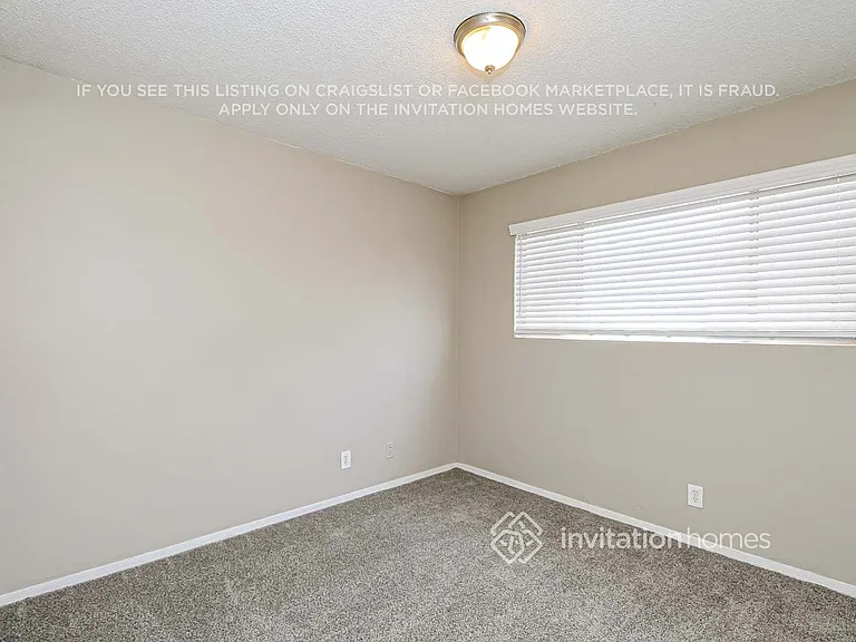 1754 W 2nd St — Photo 14