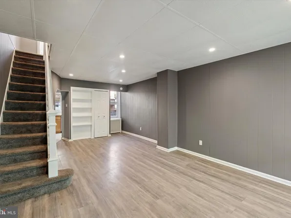 3188 Agate St, Philadelphia, PA 19134