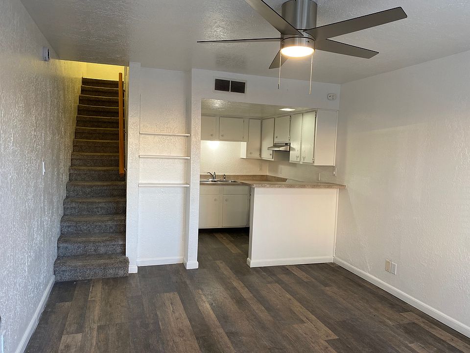 1st image of 420 Columbia Dr SE APT B