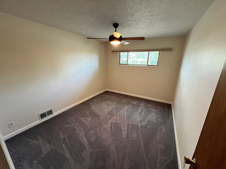 3604 Pitt St NE — Photo 14