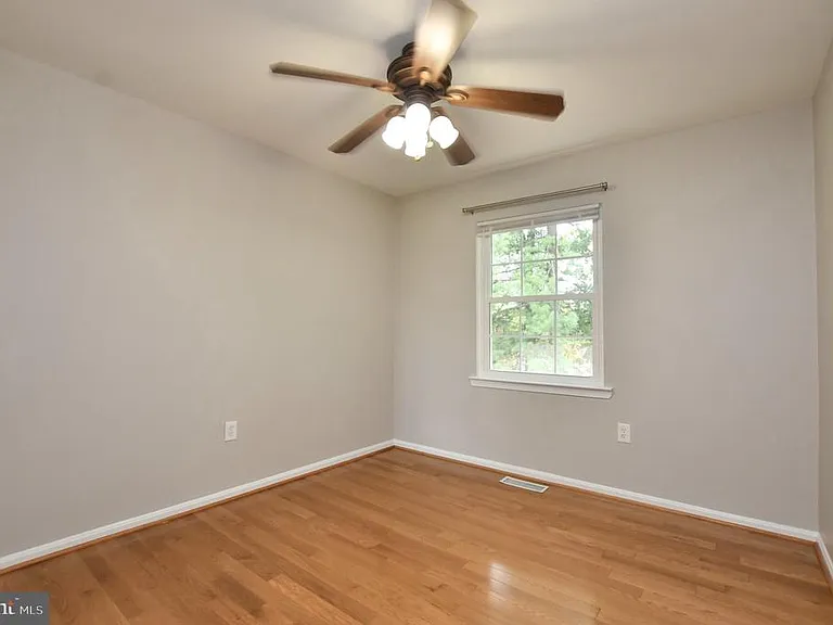 7733 Trevino Ln — Photo 13