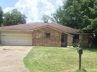 7523 Oak Village Dr, Humble, TX 77396