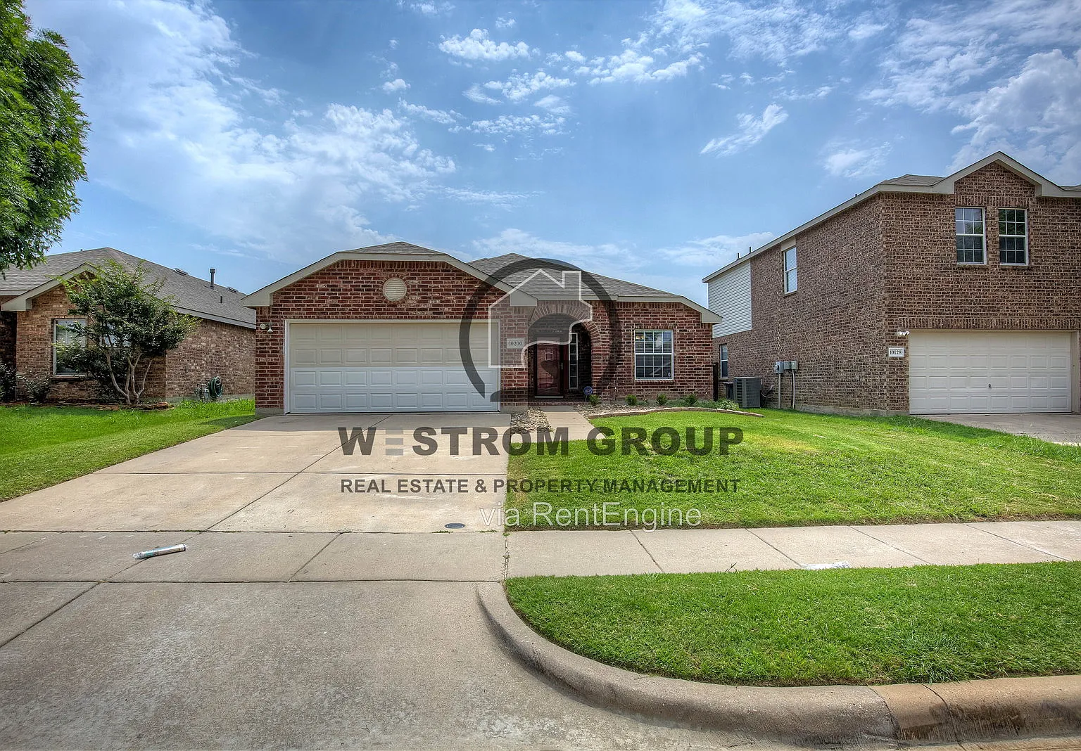 4 bed, 2.0 bath, 1850 sqft, $2,295 — Photo 2