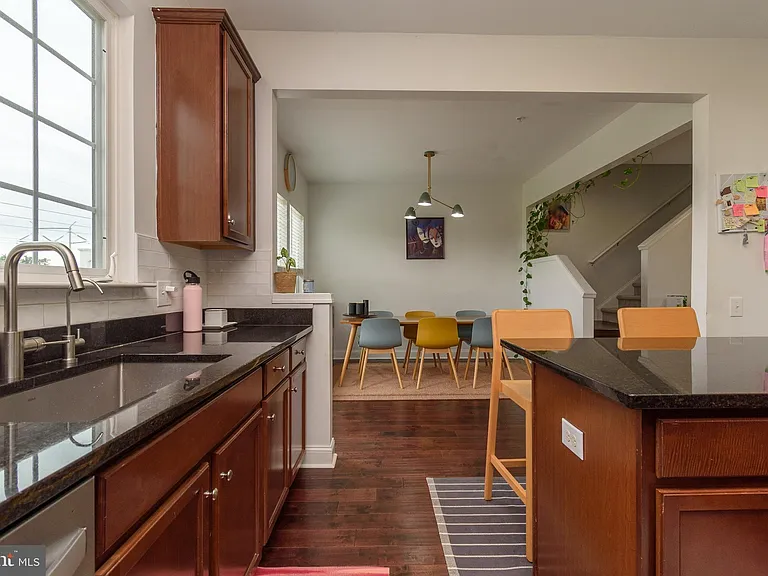 303 Ellison Dr — Photo 17