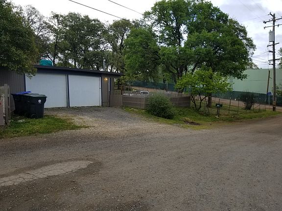 2nd image of 5114 Spruce Ave