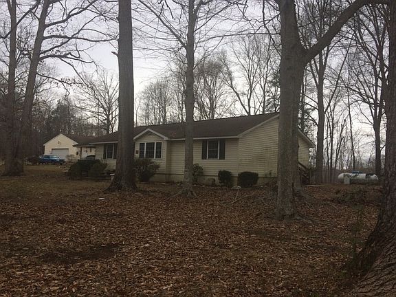 2nd image of 8915 Robert E Lee Dr